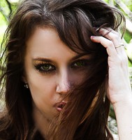 /album/portraits/a20130305-0010-0016-copy-jpg/